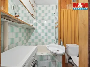 Prodej bytu 3+1, Broumov - Olivětín, Dukelská, 53 m2