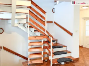 Pronájem rodinného domu, Praha - Nebušice, V březinkách, 365 m2