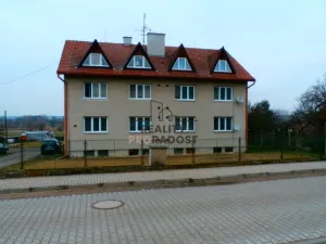 Prodej bytu 3+1, Božice, 74 m2