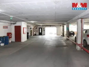 Prodej garážového stání, Praha - Střížkov, Lovosická, 18 m2