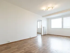 Pronájem bytu 3+1, Praha - Prosek, Vysočanská, 74 m2