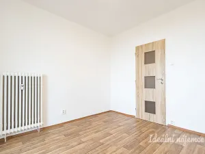 Pronájem bytu 3+1, Praha - Prosek, Vysočanská, 74 m2