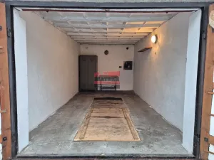 Pronájem garáže, Sezimovo Ústí, 18 m2