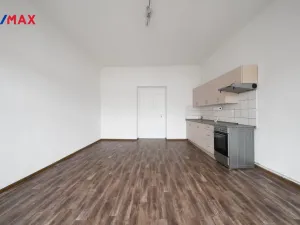Pronájem bytu 2+kk, Hronov, T. G. Masaryka, 52 m2
