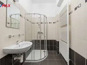 Prodej činžovního domu, Hronov, T. G. Masaryka, 620 m2