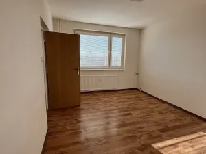 Pronájem bytu 1+1, Kladno, Na vyhaslém, 35 m2