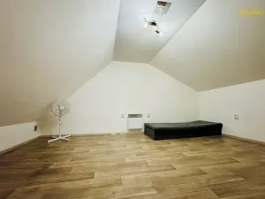 Prodej rodinného domu, Dešov, 175 m2