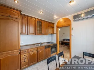 Pronájem bytu 3+1, Praha - Hlubočepy, Voskovcova, 77 m2