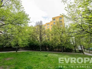 Pronájem bytu 3+1, Praha - Hlubočepy, Voskovcova, 77 m2