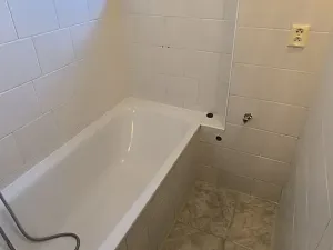 Prodej bytu 1+1, Cheb, Vančurova, 68 m2