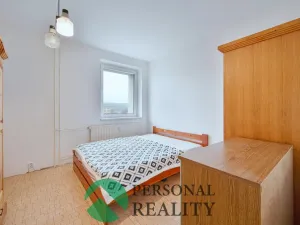 Prodej bytu 3+1, Karlovy Vary, U Koupaliště, 68 m2