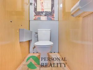 Prodej bytu 3+1, Karlovy Vary, U Koupaliště, 68 m2