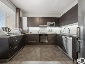 Prodej bytu 3+1, Hradec Králové, třída Edvarda Beneše, 98 m2