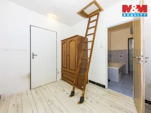 Prodej bytu 3+1, Chvaletice, Husova, 76 m2