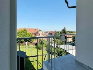 Pronájem bytu 2+1, Praha, U hájovny, 55 m2