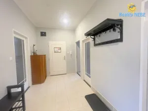 Pronájem bytu 4+1, Praha - Hodkovičky, Na výspě, 103 m2