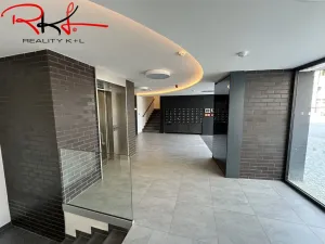 Pronájem garáže, Praha, U Pergamenky, 15 m2