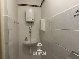 Pronájem bytu 1+1, Liberec - Liberec III-Jeřáb, 1. máje, 20 m2