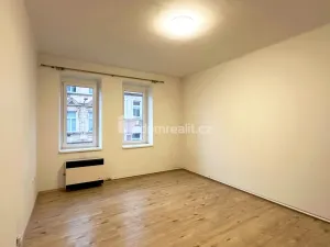 Pronájem bytu 1+1, Děčín - Děčín II-Nové Město, Lipová, 36 m2