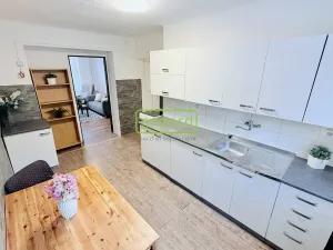 Pronájem bytu 2+1, Solenice, 50 m2