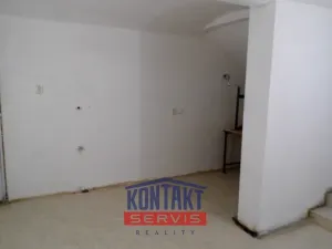 Pronájem obchodního prostoru, České Budějovice, Fráni Šrámka, 81 m2