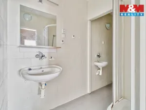 Prodej bytu 2+1, Chomutov, Jirkovská, 61 m2