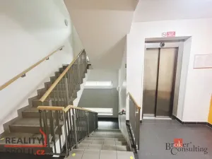 Pronájem bytu 2+kk, Praha - Modřany, Pískařská, 55 m2