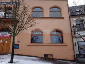 Pronájem obchodního prostoru, Nepomuk, náměstí Augustina Němejce, 69 m2