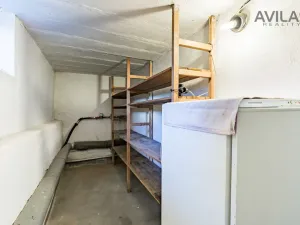 Pronájem rodinného domu, Benešov, 464 m2