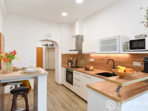 Prodej bytu 2+1, Praha - Žižkov, Basilejské náměstí, 73 m2