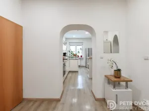 Prodej bytu 2+1, Praha - Žižkov, Basilejské náměstí, 73 m2