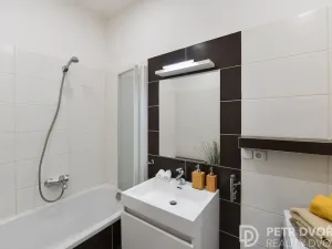 Prodej bytu 2+1, Praha - Žižkov, Basilejské náměstí, 73 m2