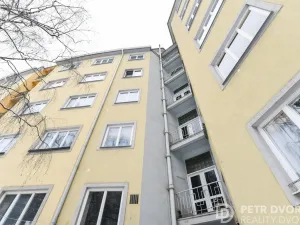 Prodej bytu 2+1, Praha - Žižkov, Basilejské náměstí, 73 m2