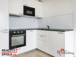 Pronájem bytu 1+kk, Plzeň - Jižní Předměstí, Magisterská, 29 m2