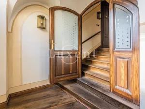 Pronájem komerční nemovitosti, Mirošov, náměstí Míru, 1364 m2