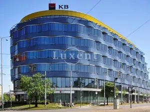Pronájem kanceláře, Praha, Českomoravská, 708 m2