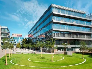 Pronájem kanceláře, Praha - Holešovice, Jankovcova, 330 m2