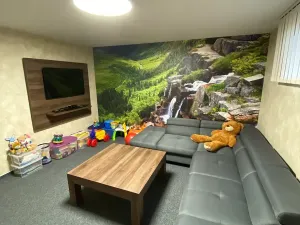 Prodej ubytování, Benecko, 635 m2