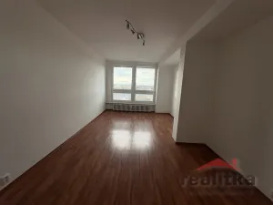 Pronájem bytu 3+1, Opava - Kateřinky, Edvarda Beneše, 80 m2