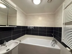 Pronájem bytu 2+kk, Praha - Nusle, Bartoškova, 57 m2