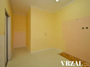 Pronájem ordinace, Plzeň, Francouzská třída, 63 m2