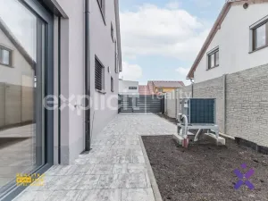 Prodej bytu 3+kk, Ostrožská Nová Ves, U Svatých, 81 m2
