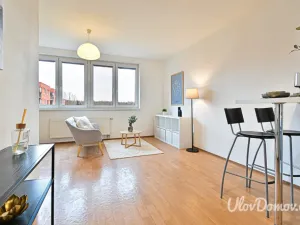 Prodej bytu 1+kk, Praha - Troja, Hnězdenská, 36 m2
