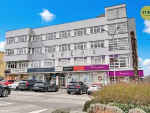 Pronájem kanceláře, Zlín, třída Tomáše Bati, 108 m2
