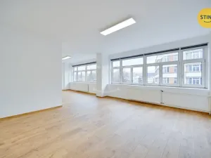 Pronájem kanceláře, Zlín, třída Tomáše Bati, 108 m2