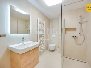 Pronájem kanceláře, Zlín, třída Tomáše Bati, 108 m2