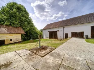 Prodej rodinného domu, Čerňovice, 140 m2