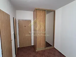 Pronájem bytu 3+1, Rokycany, K Řece, 76 m2