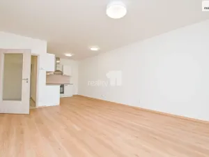 Pronájem bytu 2+kk, Liberec - Liberec II-Nové Město, Papírová, 74 m2