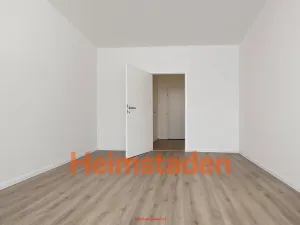 Pronájem bytu 3+1, Karviná - Nové Město, Holubova, 70 m2